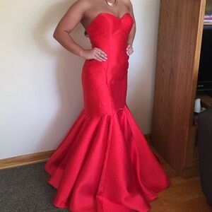Elegant Red Strapless Gown